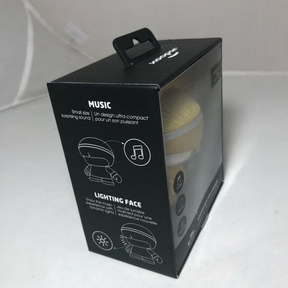 Xoopar Boy Mini Wireless Speaker Lights Up Remote Selfie Taking Gold New in Box - Picture 6 of 7